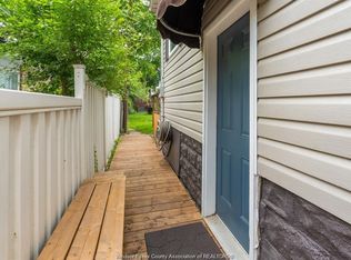 3577 King St #BASEMENT, Windsor, ON N9C 1P4