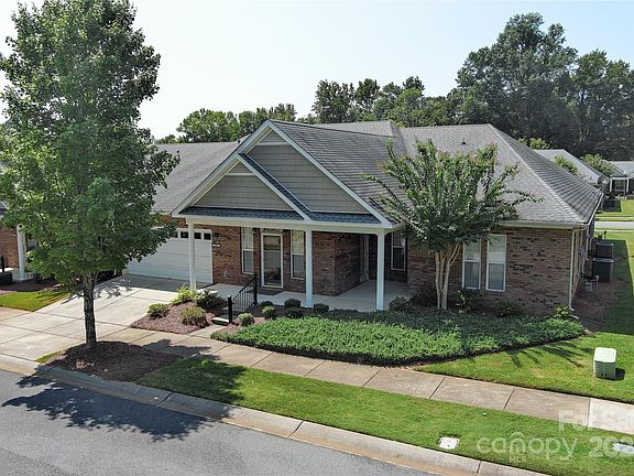 5th image of 7019 Cinnamon Cir