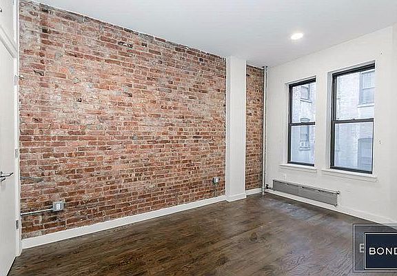 4th image of 3671 Broadway APT 23