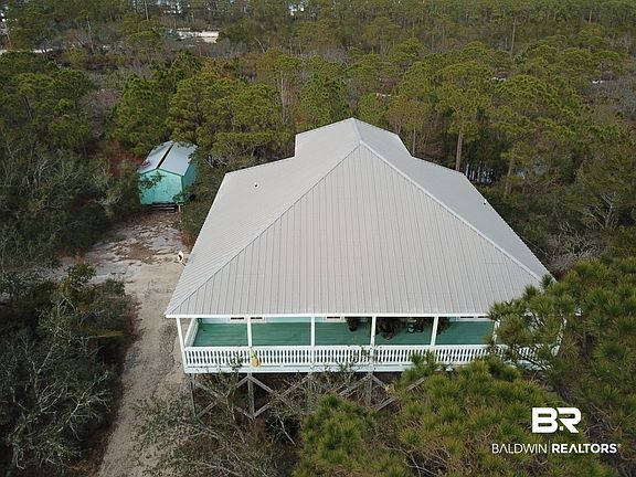 4th image of 8919 Diamond Dr