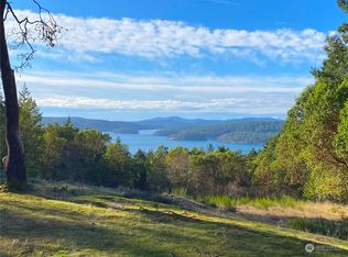 65 Crane Ln, Eastsound, WA 98245