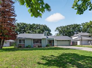 3303 Foxboro Ct, Mount Dora, FL 32757