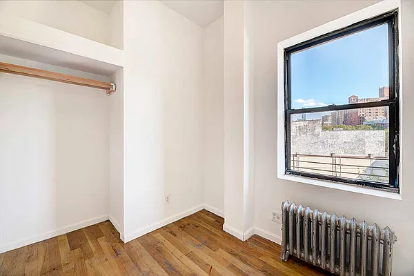 Rented by REAL New York | media 17