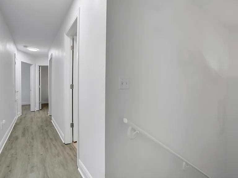 148 S Thornton Ave — Photo 23