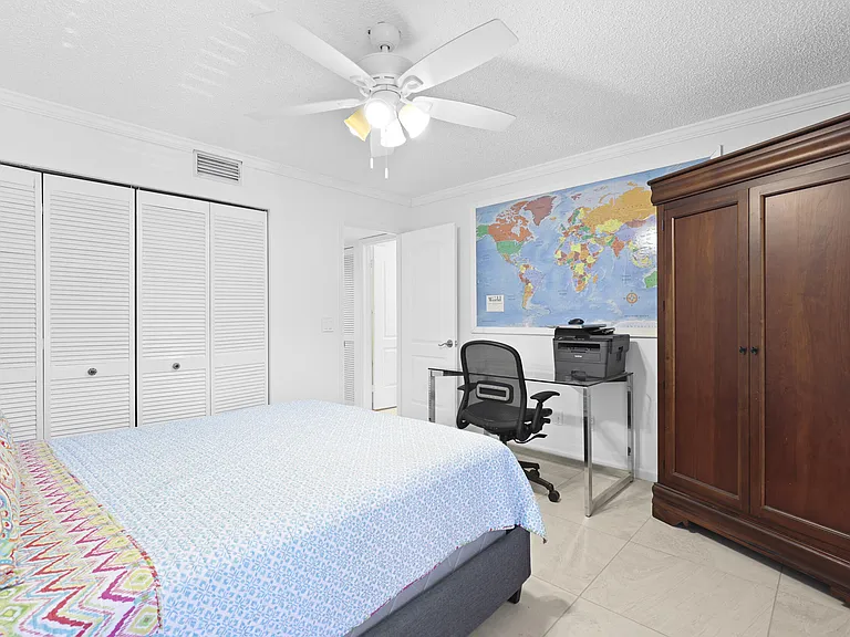5172 SE Club Way #207 — Photo 30