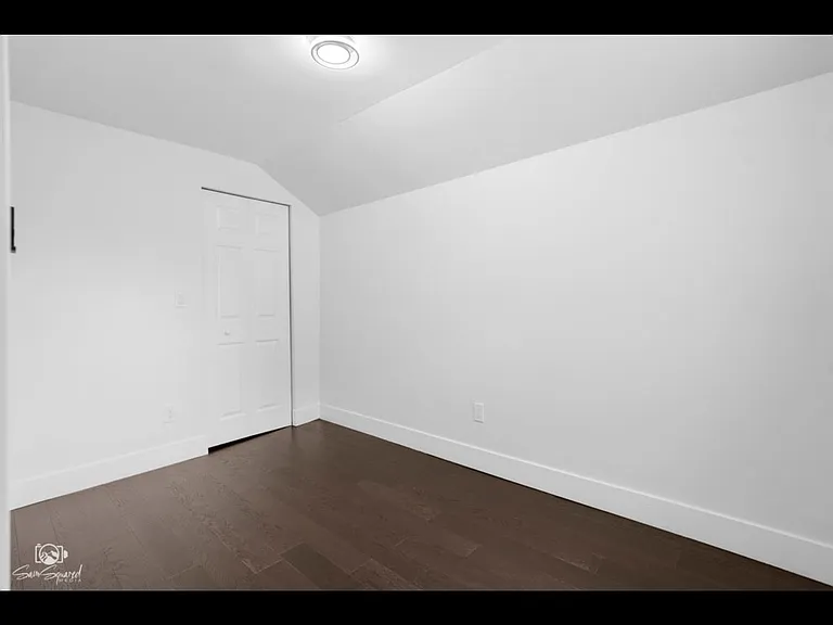 7227 S Paulina St — Photo 12