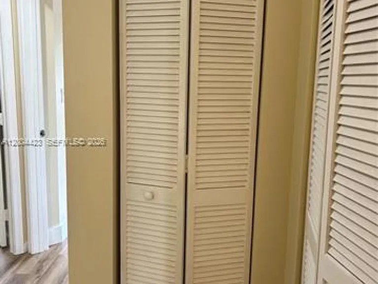 15851 SW 10th St #Townhouse 15851 — Photo 8