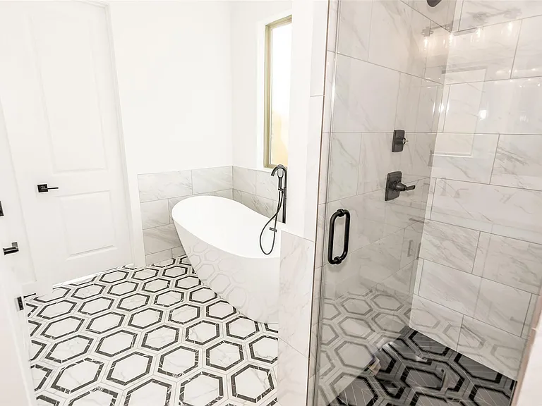 18219 Polo Meadow Dr — Photo 11