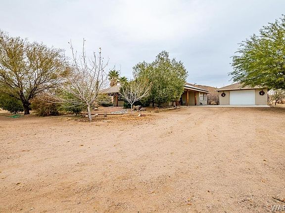 3rd image of 7703 E Saint Martin Ln