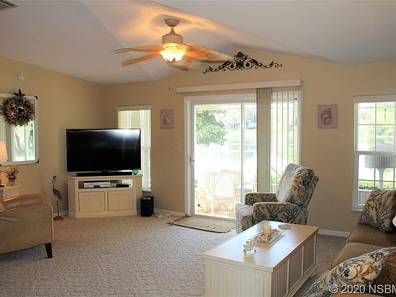 2nd image of 466 Sioux Blvd