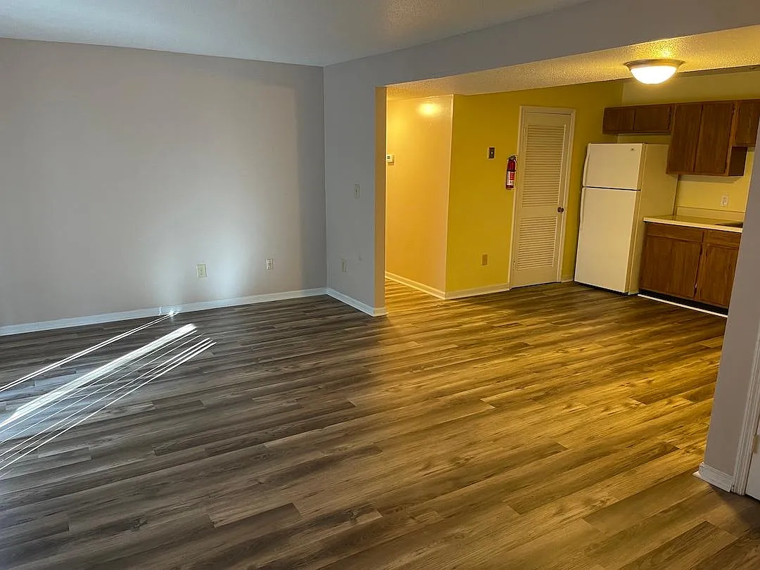 Building Photo - 1114 Maiden Ln #4