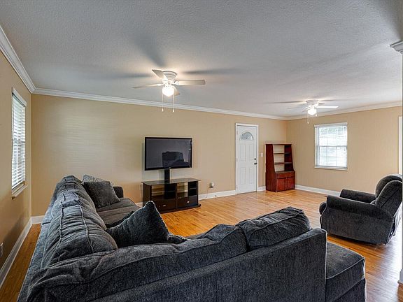 4th image of 13822 Old Dayton Pike