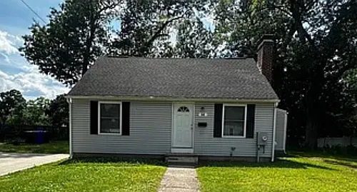 84 Ambrose St Photo 1