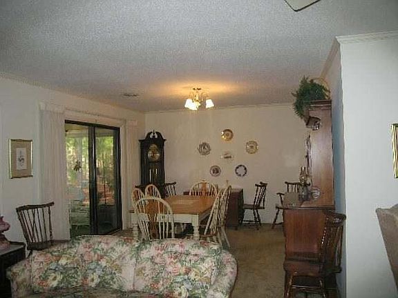 5th image of 855 Knollwood Village