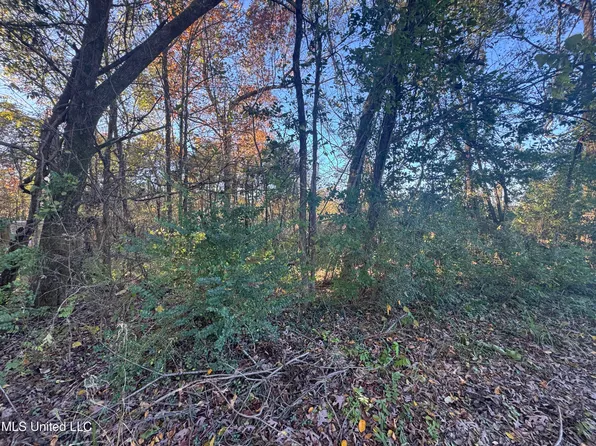 376 Old Highway 7 S, Holly Springs, MS 38635