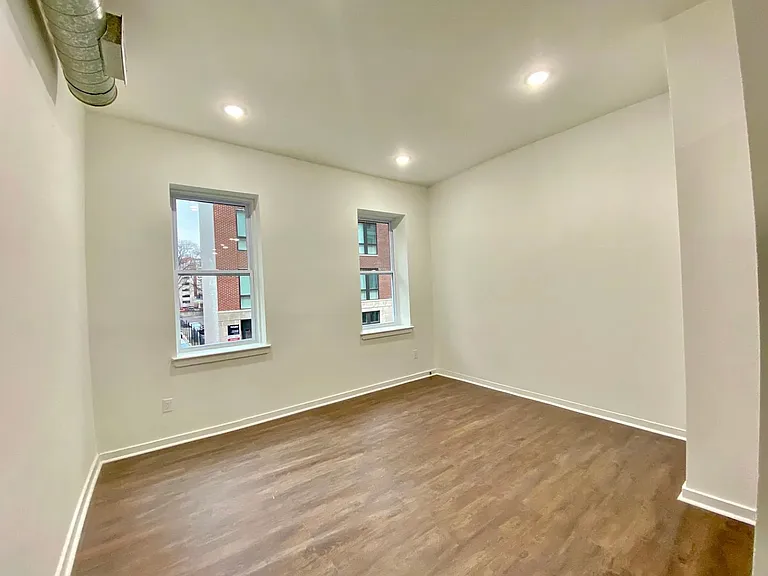37 N 3rd St #32 — Photo 3