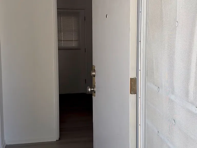 41611 Marine Dr #41611 — Photo 20
