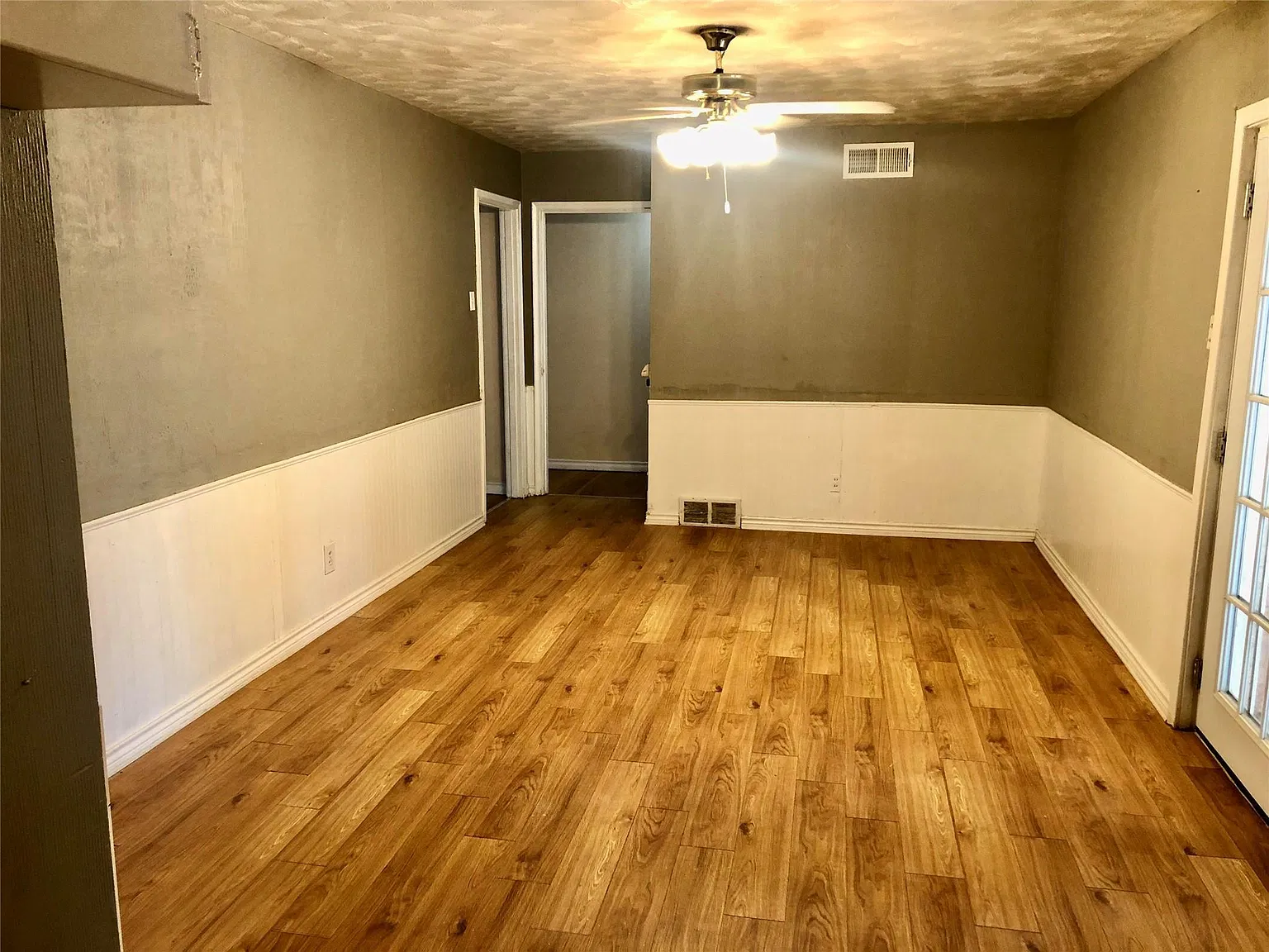 3 bed, 1504 sqft, $1,950 — Photo 3