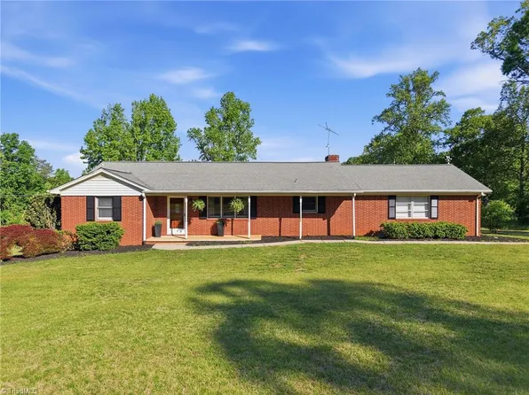 5891 Turner Smith Rd, Browns Summit, NC 27214
