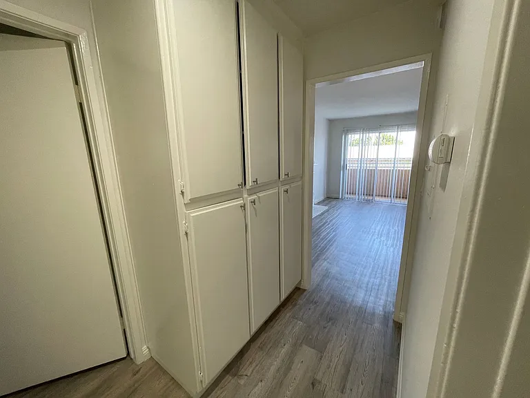 Bentley Apartments LLC — Photo 13