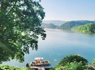 23122 Ahoy Ln, Abingdon, VA 24211