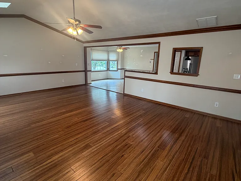 5136 Eagle Run Rd — Photo 6