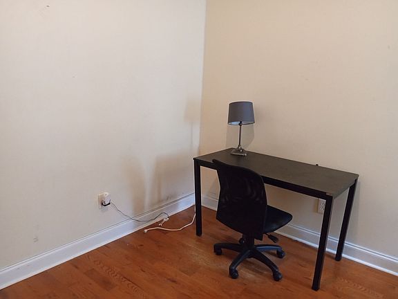 4th image of 420 N 40th St