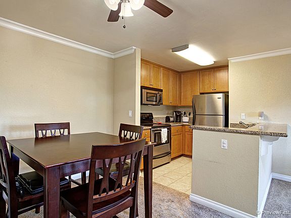 5th image of 1423 Graves Ave Unit 231