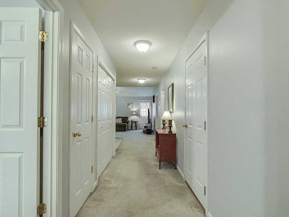 5th image of 4734 Royal Prince Way