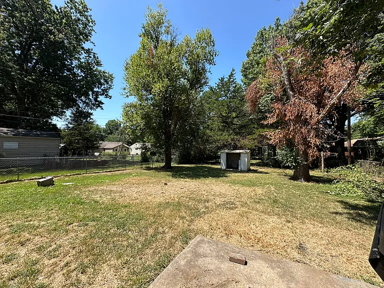 535 Hobson Pl — Photo 10