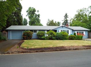 896 Armstrong Ave, Eugene, OR 97404
