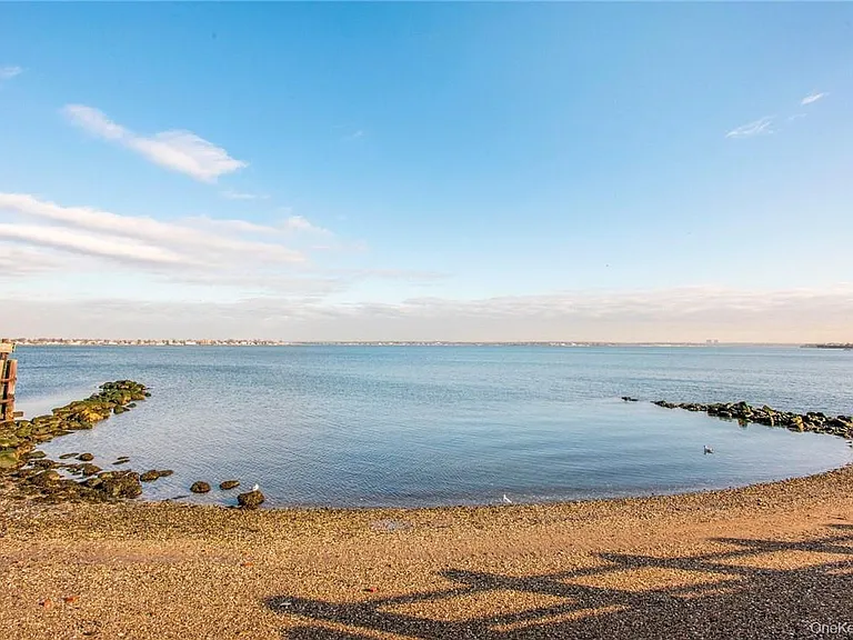 1494 Shore Dr #7F — Photo 21