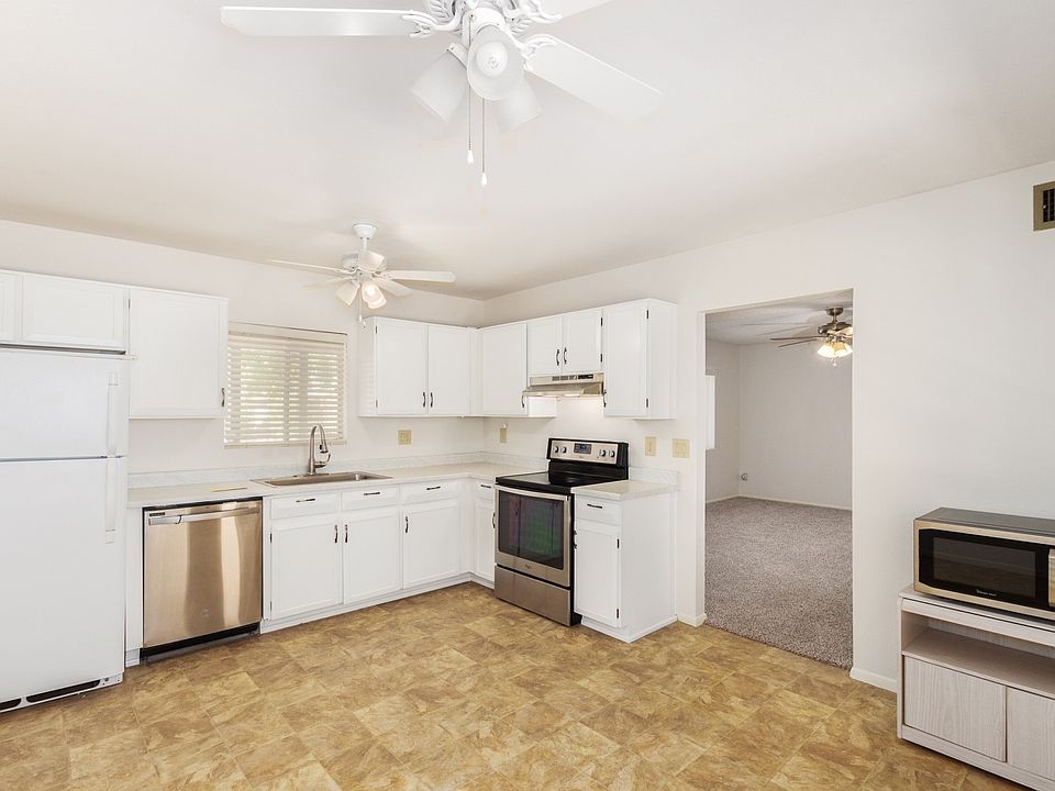 1st image of 15611 N 23rd Pl