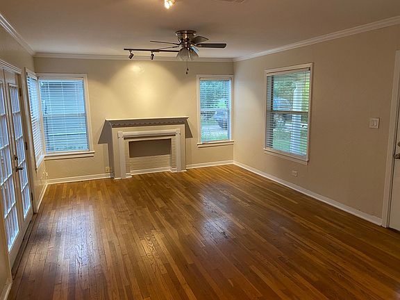 2nd image of 209 Wellesley Blvd