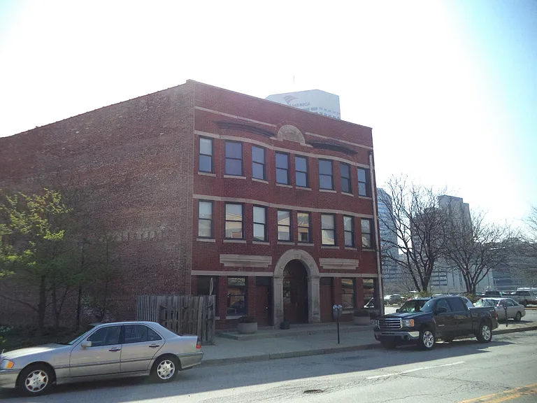 315 N Senate Ave #D — Photo 23