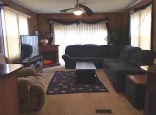 42 Van Wyck St, Buffalo, NY 14219