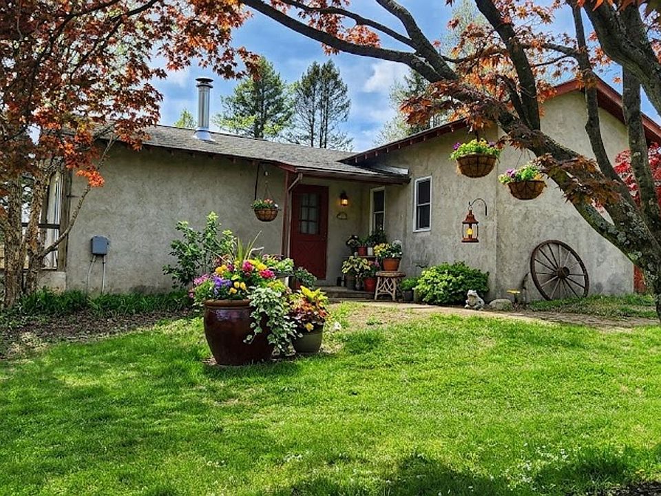 1st image of 408 Kintner Rd #2
