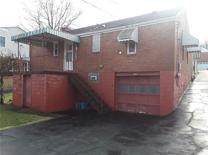 2nd image of 5137 Fieldcrest Dr