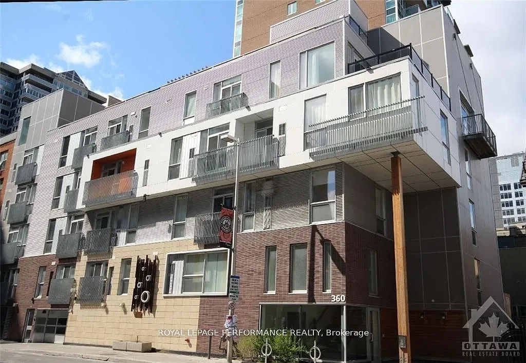 2 bed, $1,950 — Photo 1