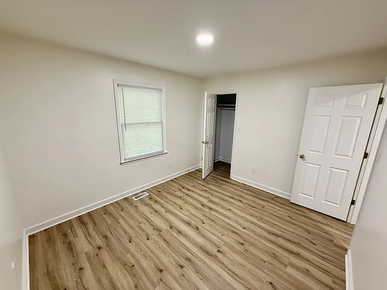 140 White Oak Cir — Photo 12