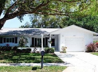 1490 Queen Anne Dr, Palm Harbor, FL 34684