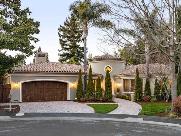 8 Reyna Pl, Menlo Park, CA 94025