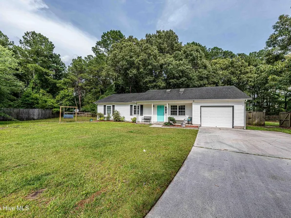 14 Dalton Court, Richlands, NC 28574