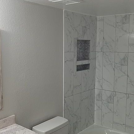 5th image of 10610 S 48th St Unit 1082