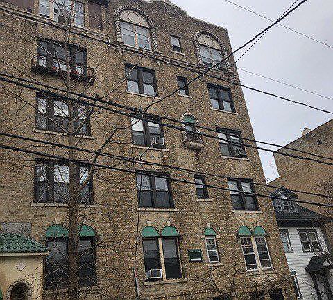 4th image of 107 Kensington Ave APT 105