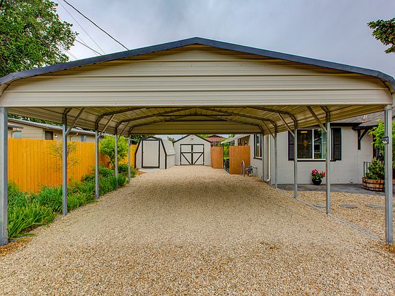 Covered carport & Garage