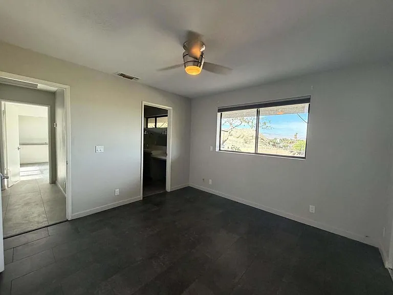 4 Saturn Cir — Photo 13