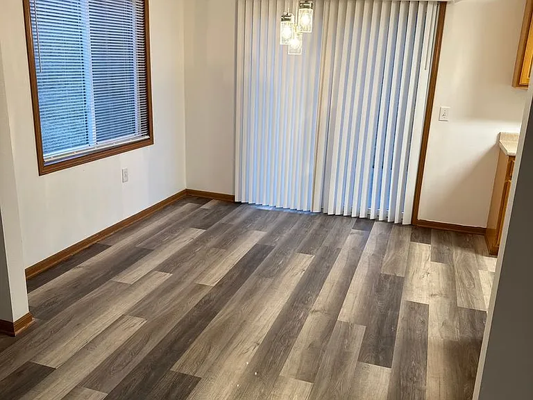 Boulder Ridge Apartments and Townhomes — Photo 12