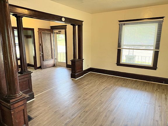 3rd image of 3102 Francis St APT 1