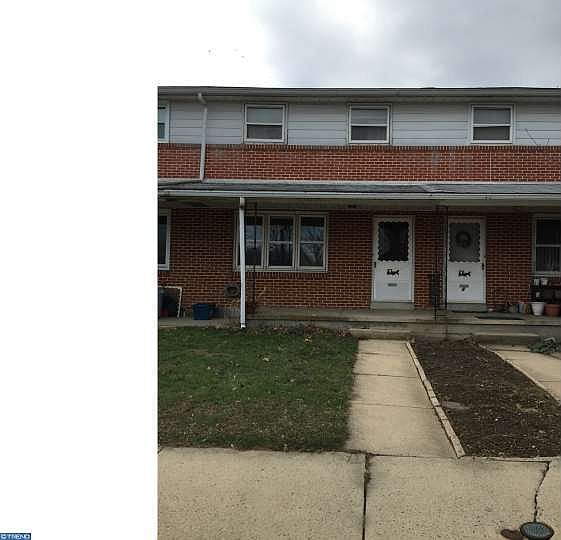1st image of 8 S Buttonwood St